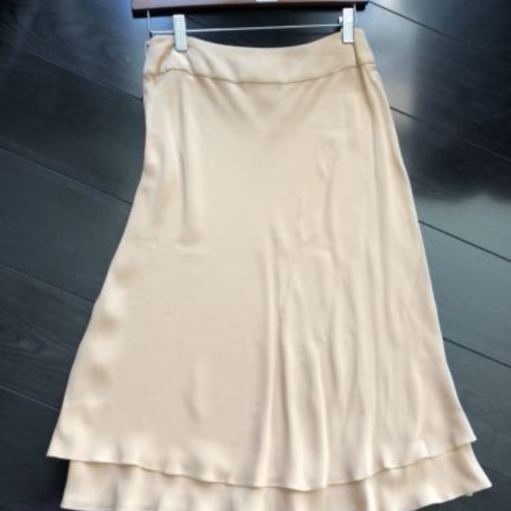 Carmen Mark Valvo signature skirt midi length